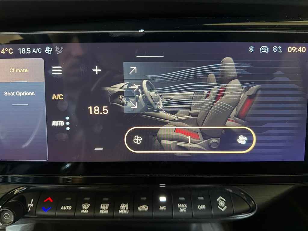 Foto 21 ALFA ROMEO JUNIOR IBRIDA 100KW/136CV SPECIALE