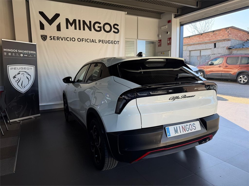 Foto 5 ALFA ROMEO JUNIOR IBRIDA 100KW/136CV SPECIALE