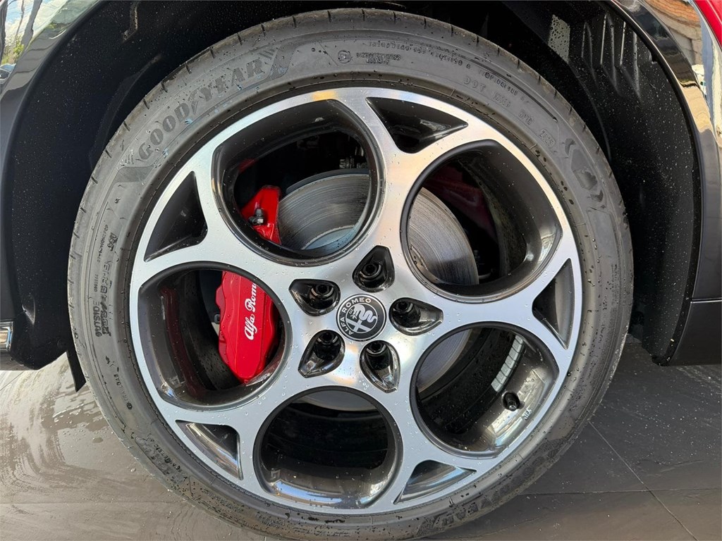 Foto 41 ALFA ROMEO Tonale 1 1.5 MHEV GASOLINA 160 CV VGT FWD / Veloce