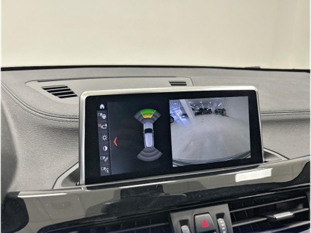 Foto 12 BMW X2 1 sDrive18i