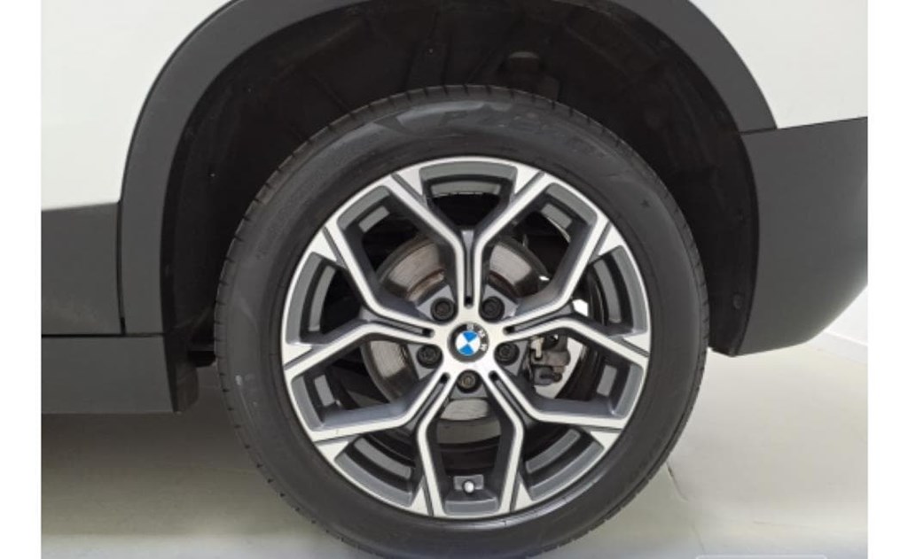 Foto 19 BMW X2 1 sDrive18i 