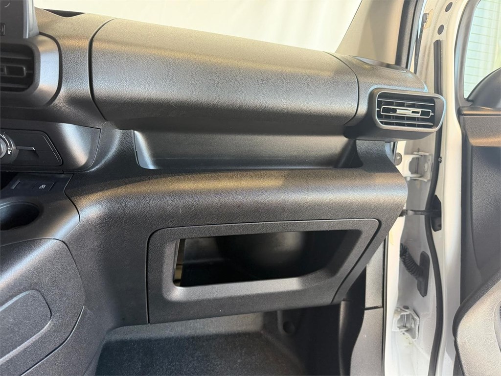 Foto 14 CITROEN BERLINGO VAN TALLA M BHDI 100 / CONTROL