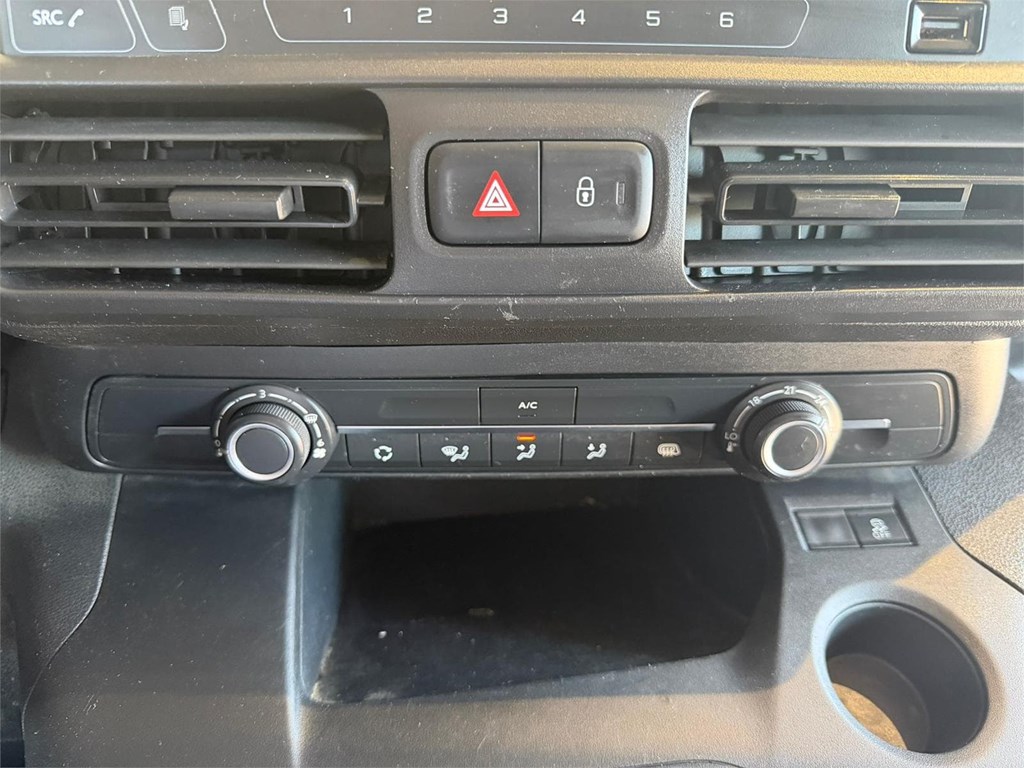Foto 15 CITROEN BERLINGO VAN TALLA M BHDI 100 / CONTROL