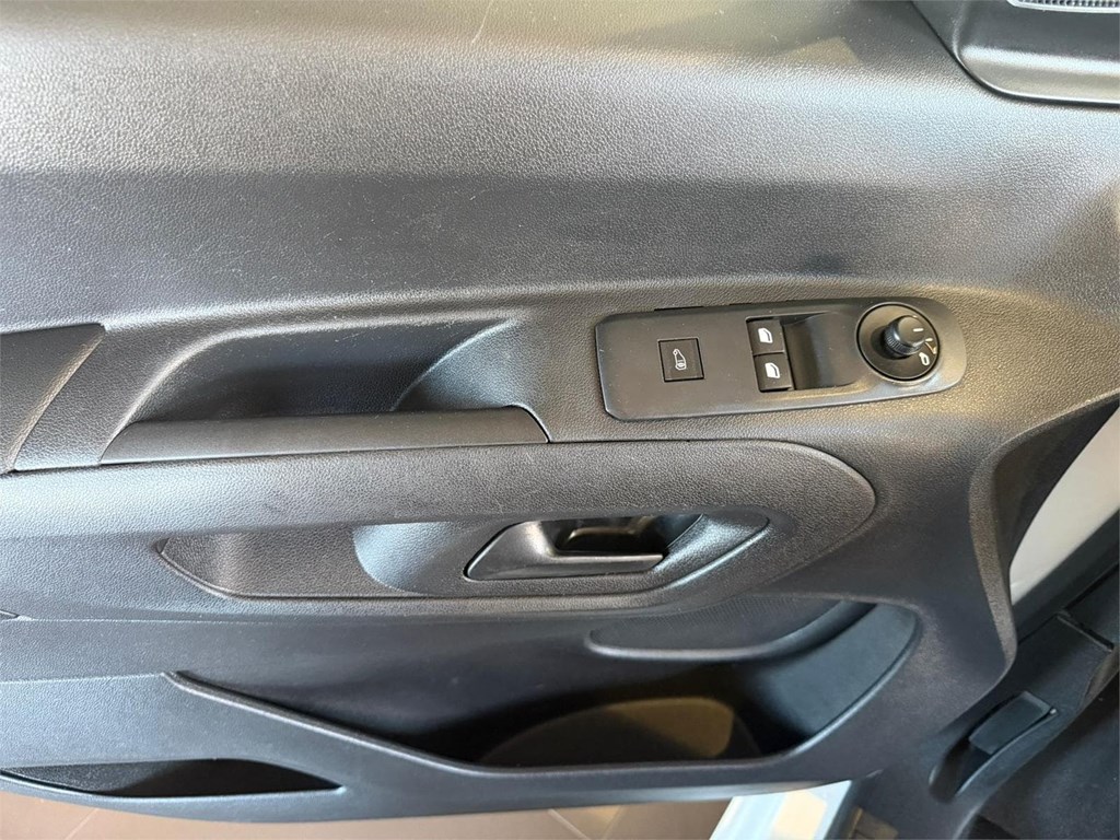 Foto 19 CITROEN BERLINGO VAN TALLA M BHDI 100 / CONTROL