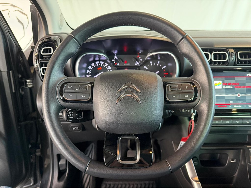 Foto 10 CITROEN C3 AIRCROSS 1.2 Puretech 81KW 110cv Plus