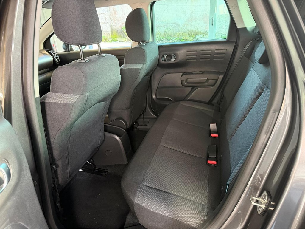 Foto 12 CITROEN C3 AIRCROSS 1.2 Puretech 81KW 110cv Plus