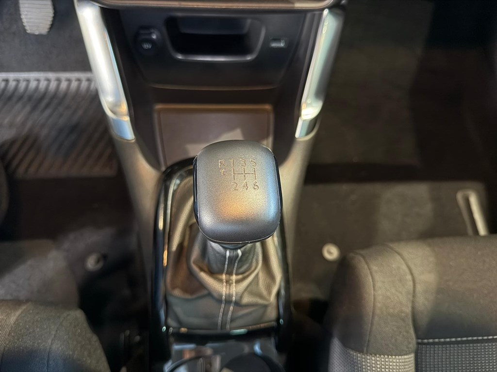 Foto 20 CITROEN C3 AIRCROSS 1.2 Puretech 81KW 110cv Plus