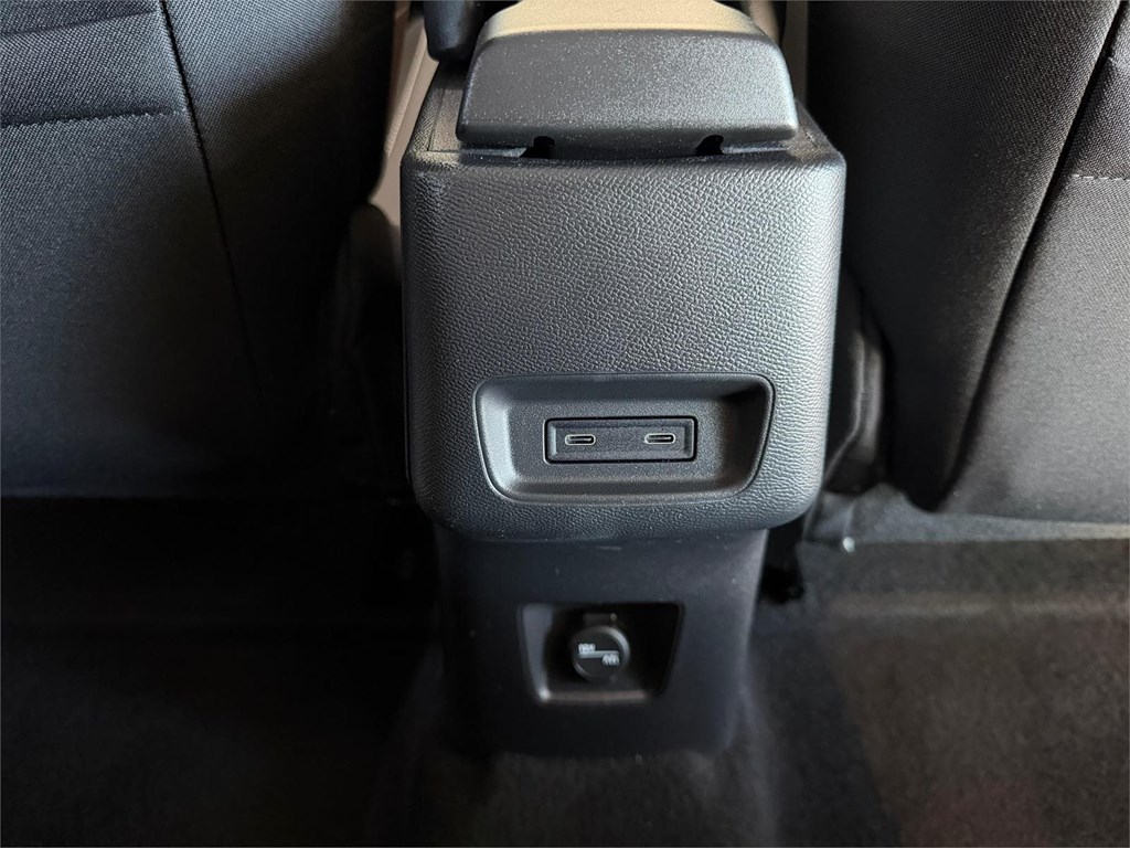 Foto 25 CITROËN ë-C3 4 Eléctrico Max