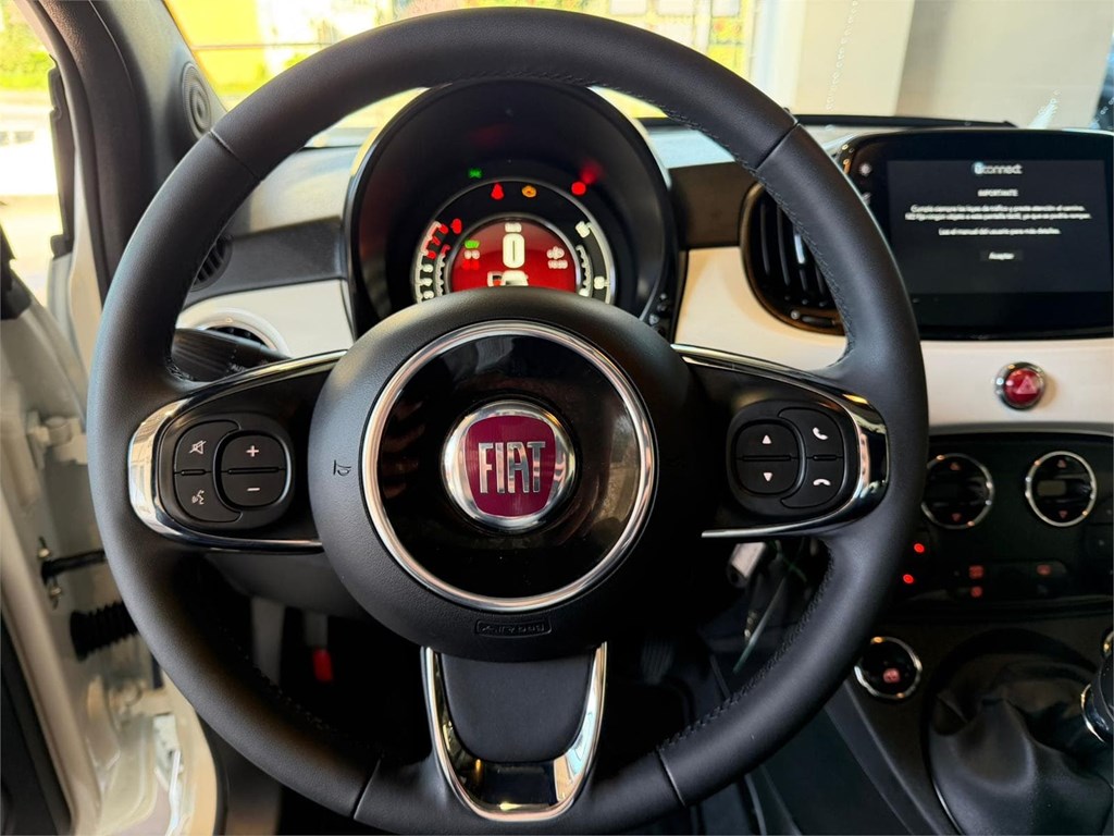 Foto 10 FIAT 500 1.0 Hybrid 51KW/70CV DOLCEVITA