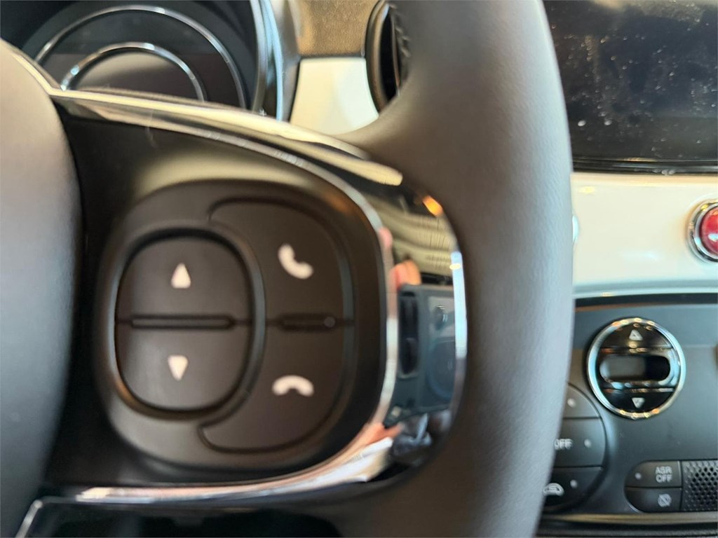 Foto 22 FIAT 500 1.0 Hybrid 51KW/70CV DOLCEVITA