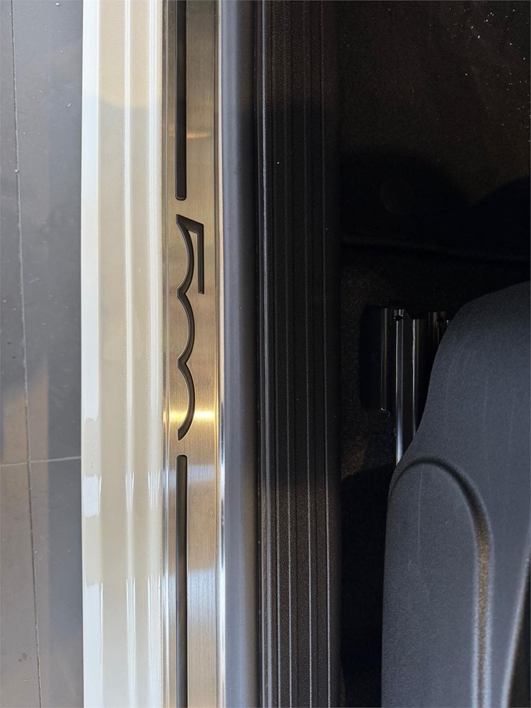 Foto 30 FIAT 500 1.0 Hybrid 51KW/70CV DOLCEVITA