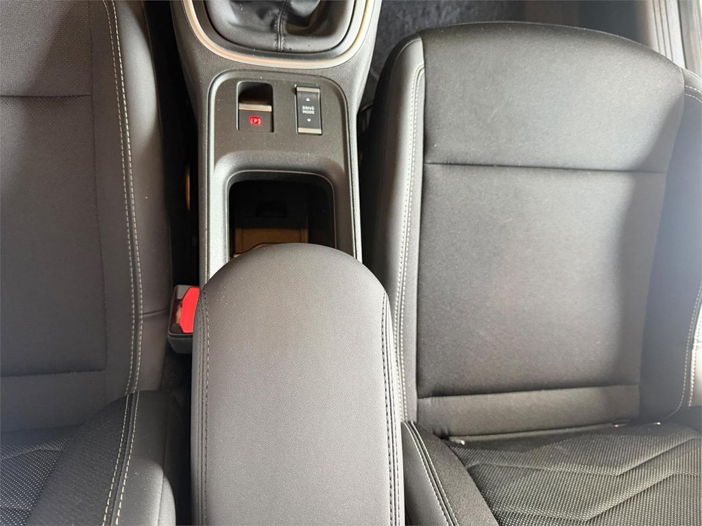 Foto 28 JEEP AVENGER 1 1.2 G 74kW (100CV) / Altitude