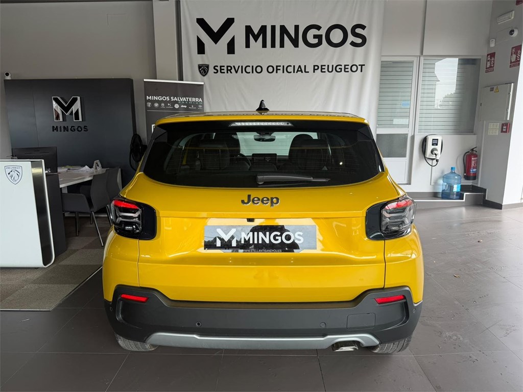 Foto 6 JEEP AVENGER 1 1.2 G 74kW (100CV) / Altitude