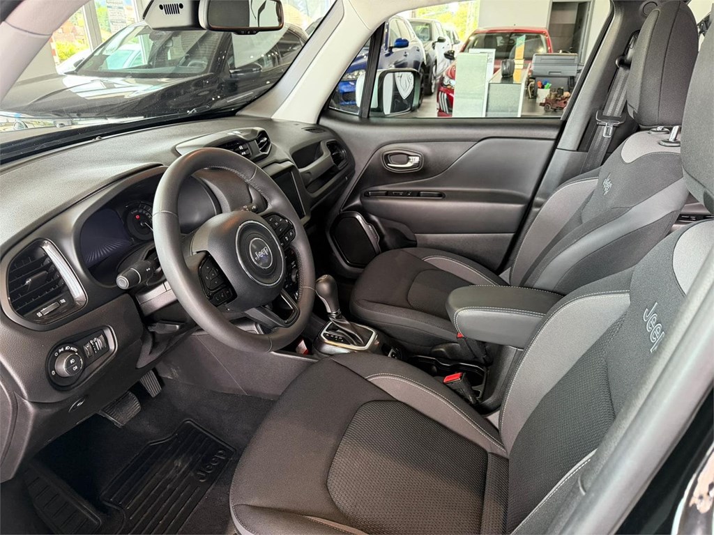 Foto 12 JEEP Renegade 1 4xe 1.3 PHEV 140 kW(190CV) AT / Limited