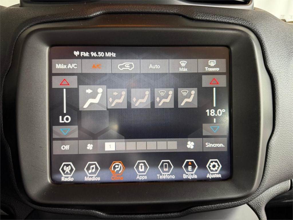 Foto 19 JEEP Renegade 1 4xe 1.3 PHEV 140 kW(190CV) AT / Limited