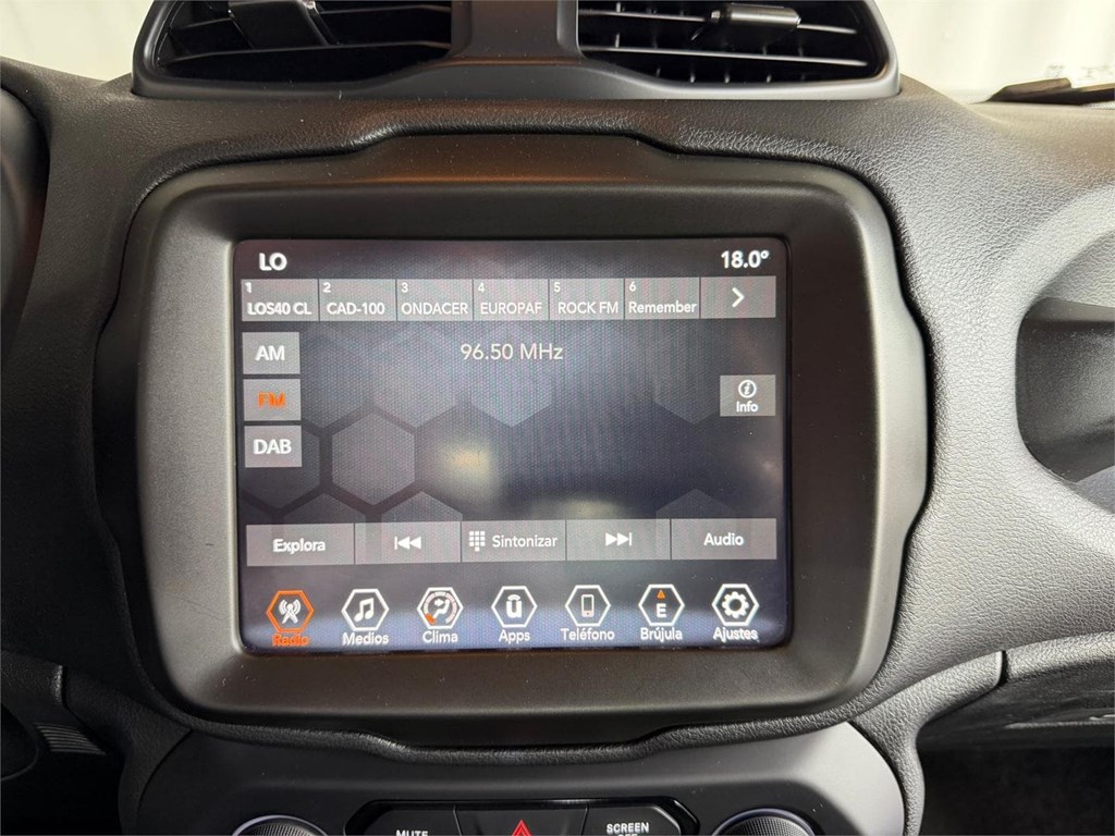 Foto 22 JEEP Renegade 1 4xe 1.3 PHEV 140 kW(190CV) AT / Limited