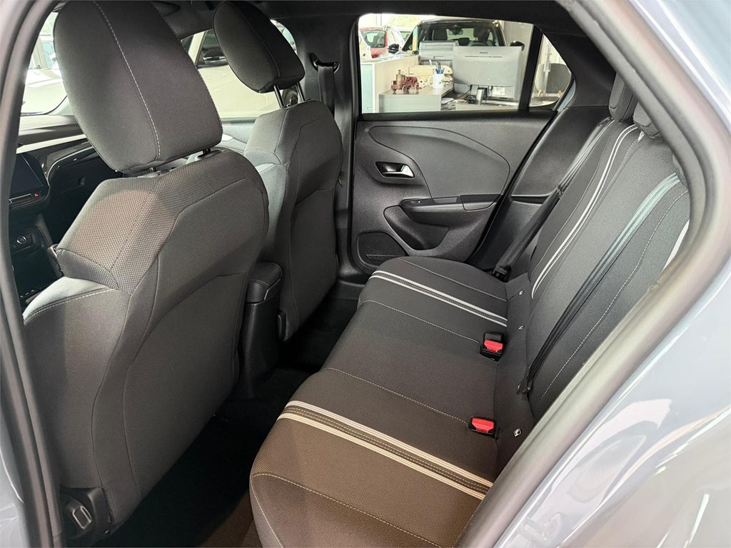 Foto 13 OPEL CORSA 6 1.2T XHL 74KW/100CV GS