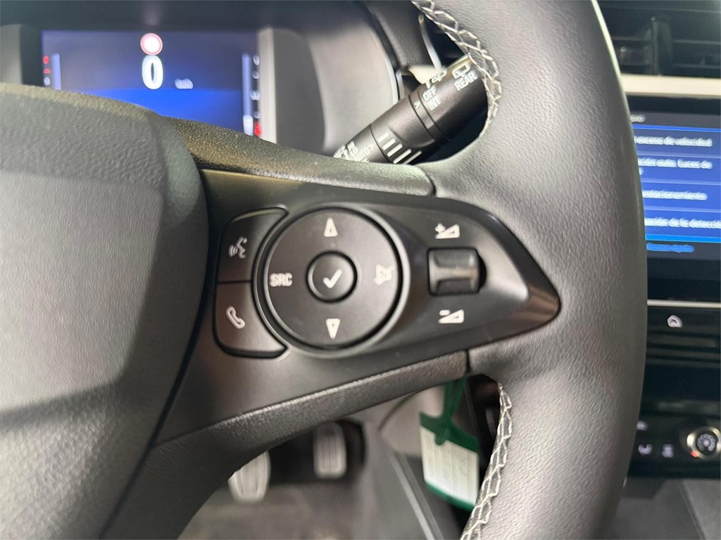 Foto 24 OPEL CORSA 6 1.2T XHL 74KW/100CV GS