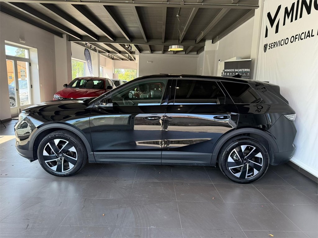 Foto 7 OPEL Grandland 1 1.2T XHT Hybrid eDCT6 S/S / GS