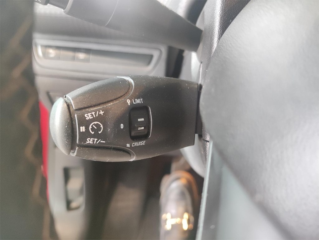 Foto 17 Peugeot 2008 1.6 BlueHdi 120CV Allure