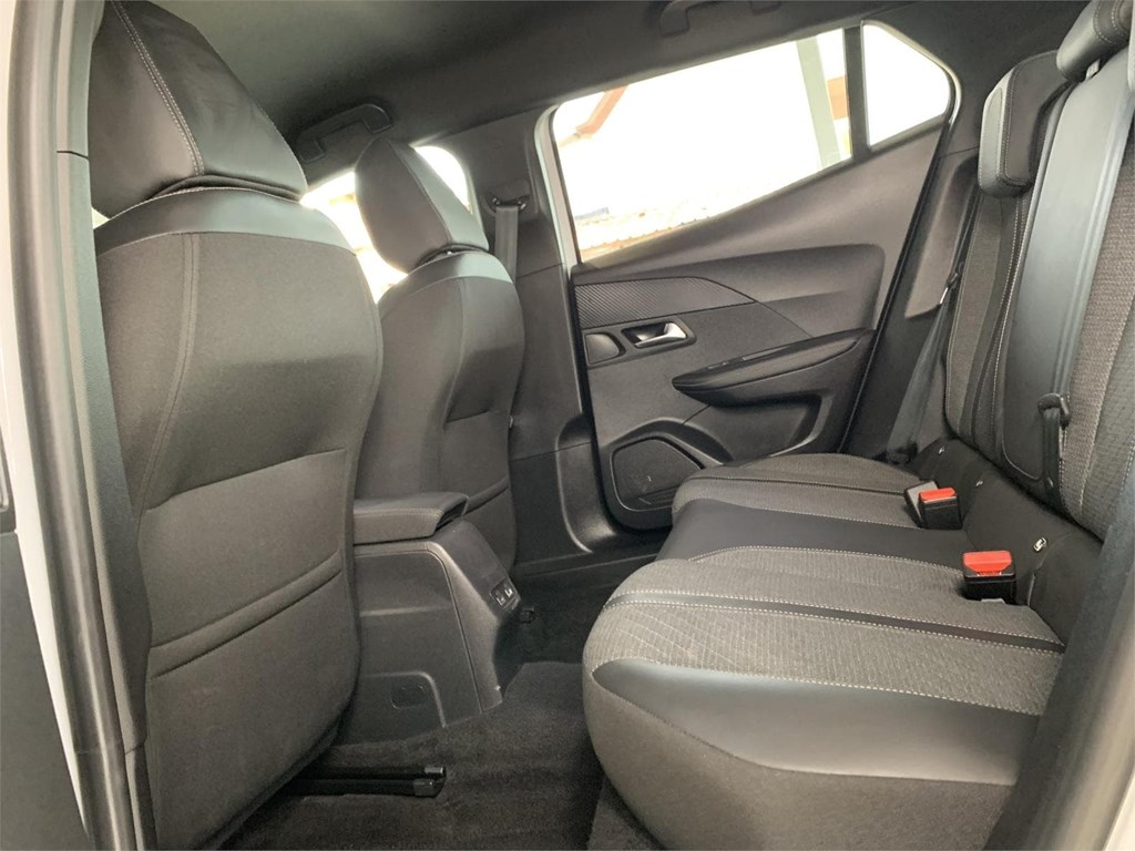 Foto 12 PEUGEOT 2008 Allure Puretech 130CV SS EAT8