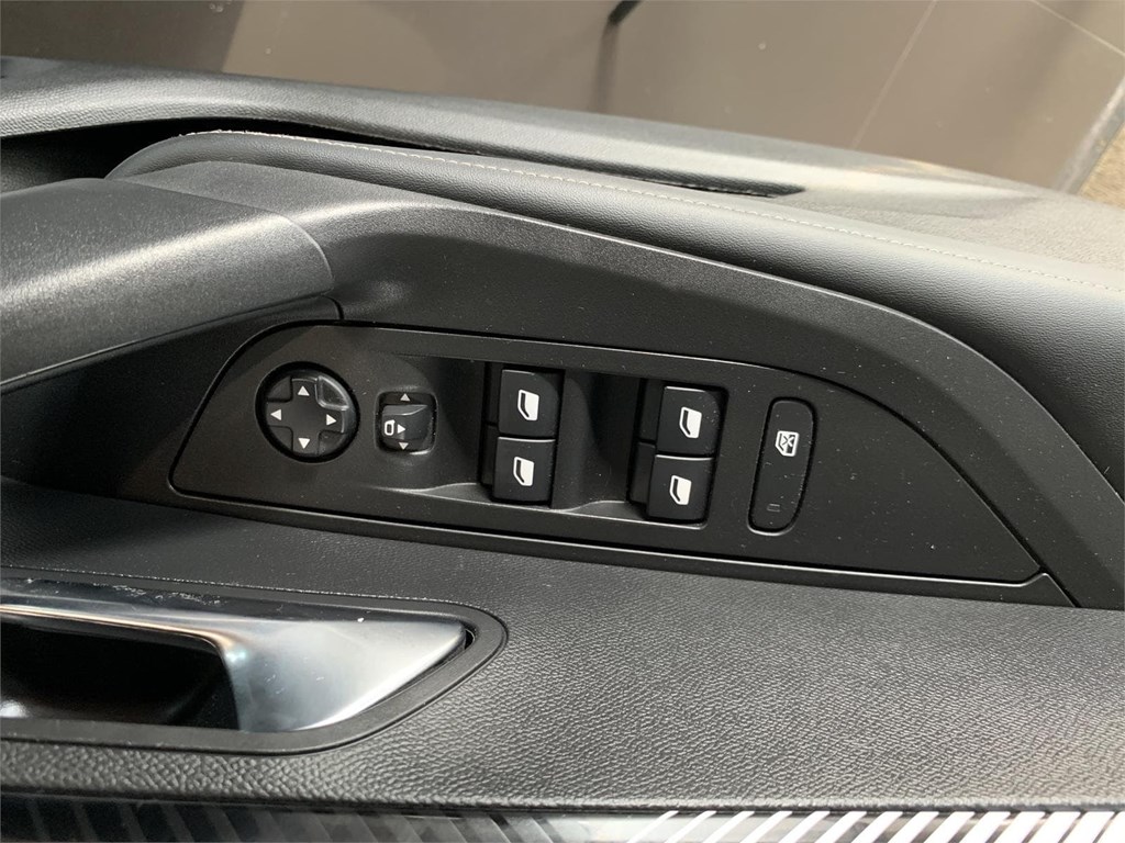 Foto 22 PEUGEOT 2008 Allure Puretech 130CV SS EAT8