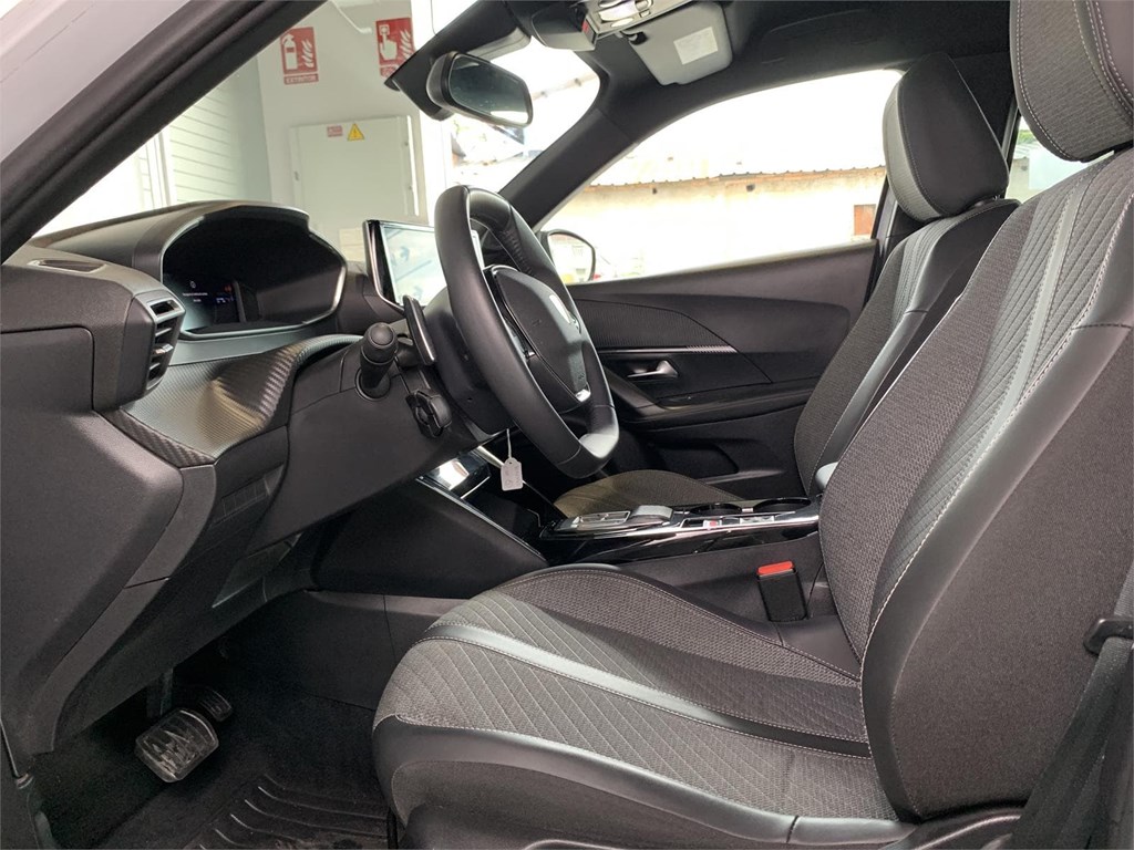 Foto 9 PEUGEOT 2008 Allure Puretech 130CV SS EAT8