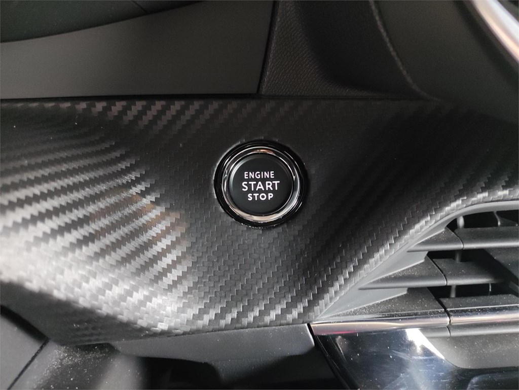 Foto 21 PEUGEOT 2008 GT Pack Puretech 130 SS EAT8