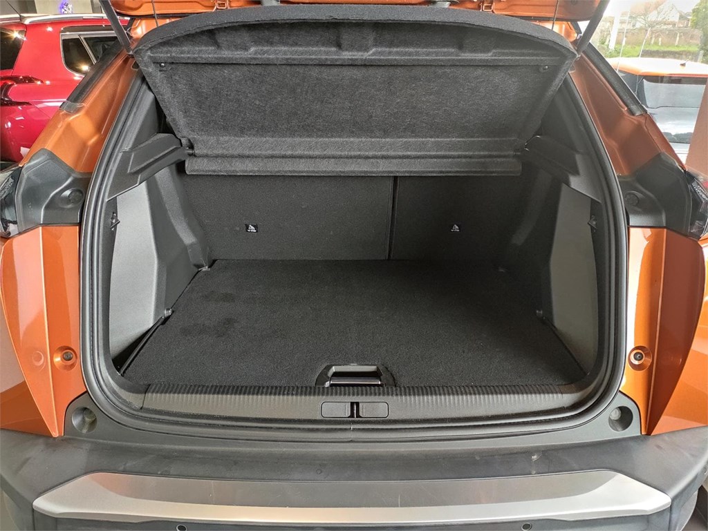 Foto 5 PEUGEOT 2008 GT Pack Puretech 130 SS EAT8