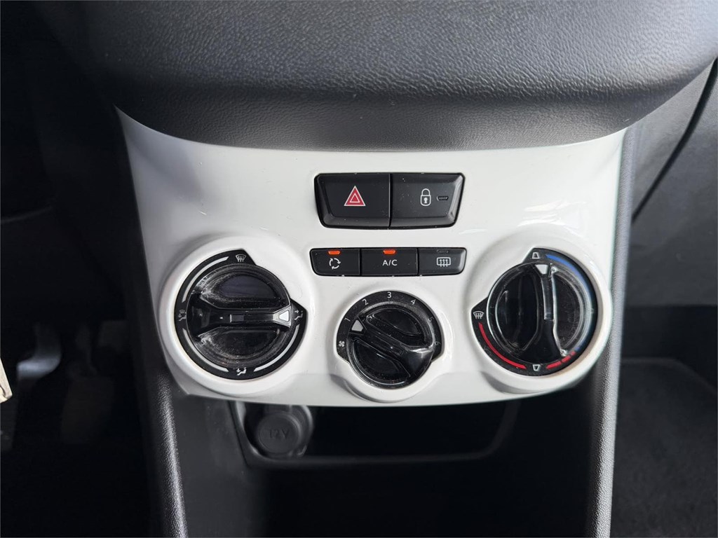 Foto 18 PEUGEOT 208 1.0 PURETECH LIKE