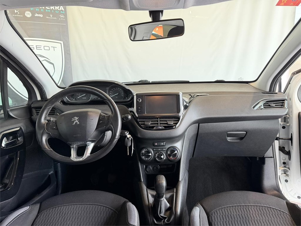 Foto 13 Peugeot 208 1.2  S&S ACTIVE 82