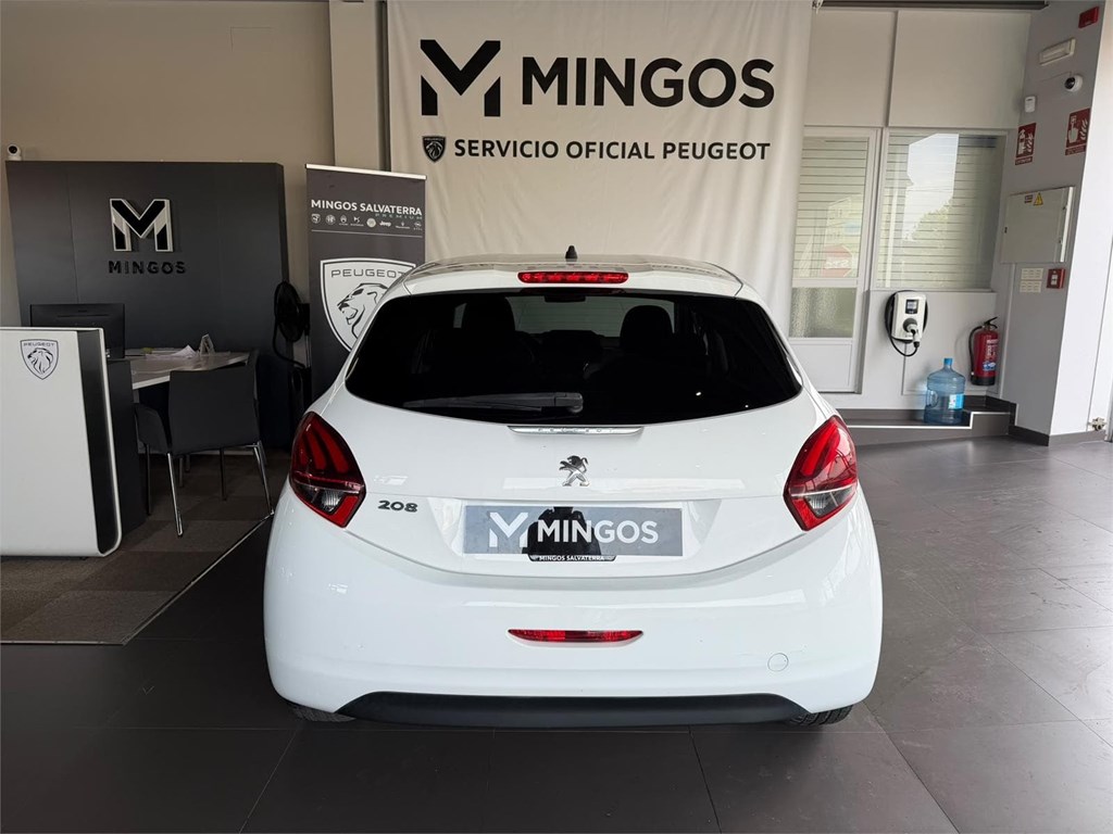 Foto 6 Peugeot 208 1.2  S&S ACTIVE 82