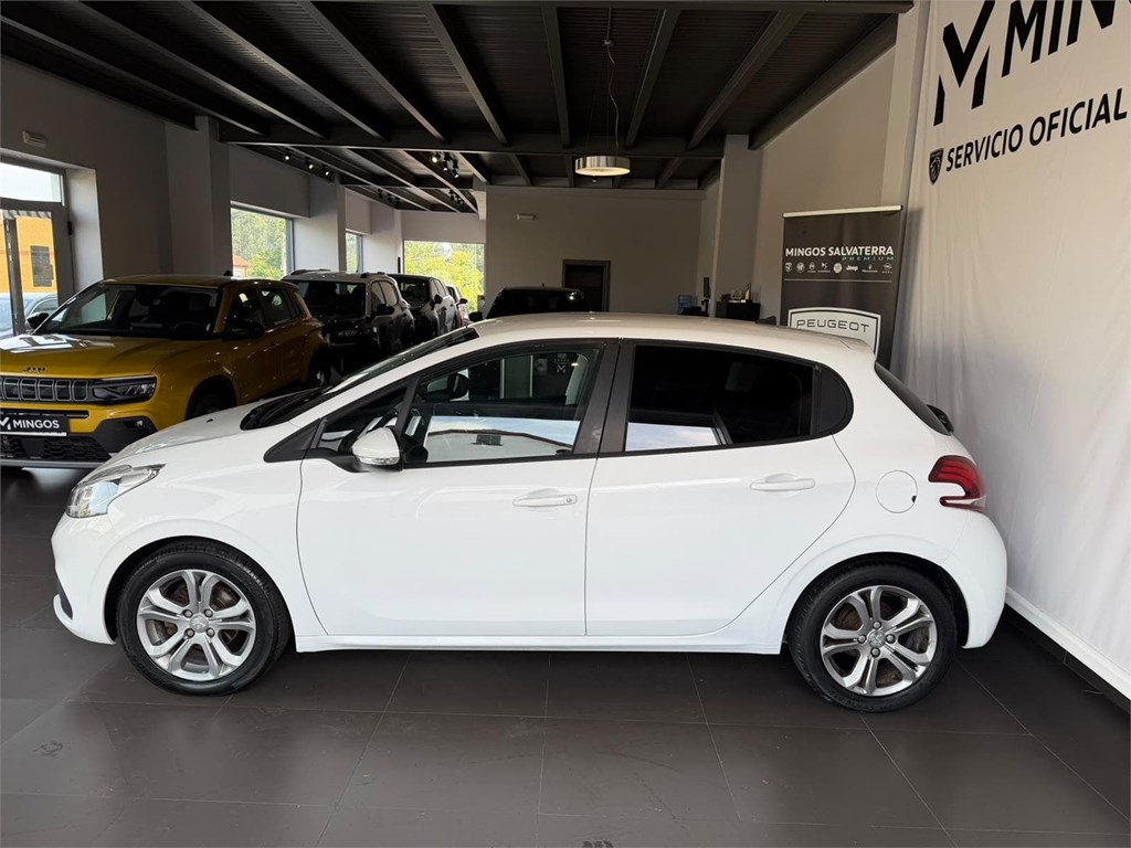Foto 8 Peugeot 208 1.2  S&S ACTIVE 82