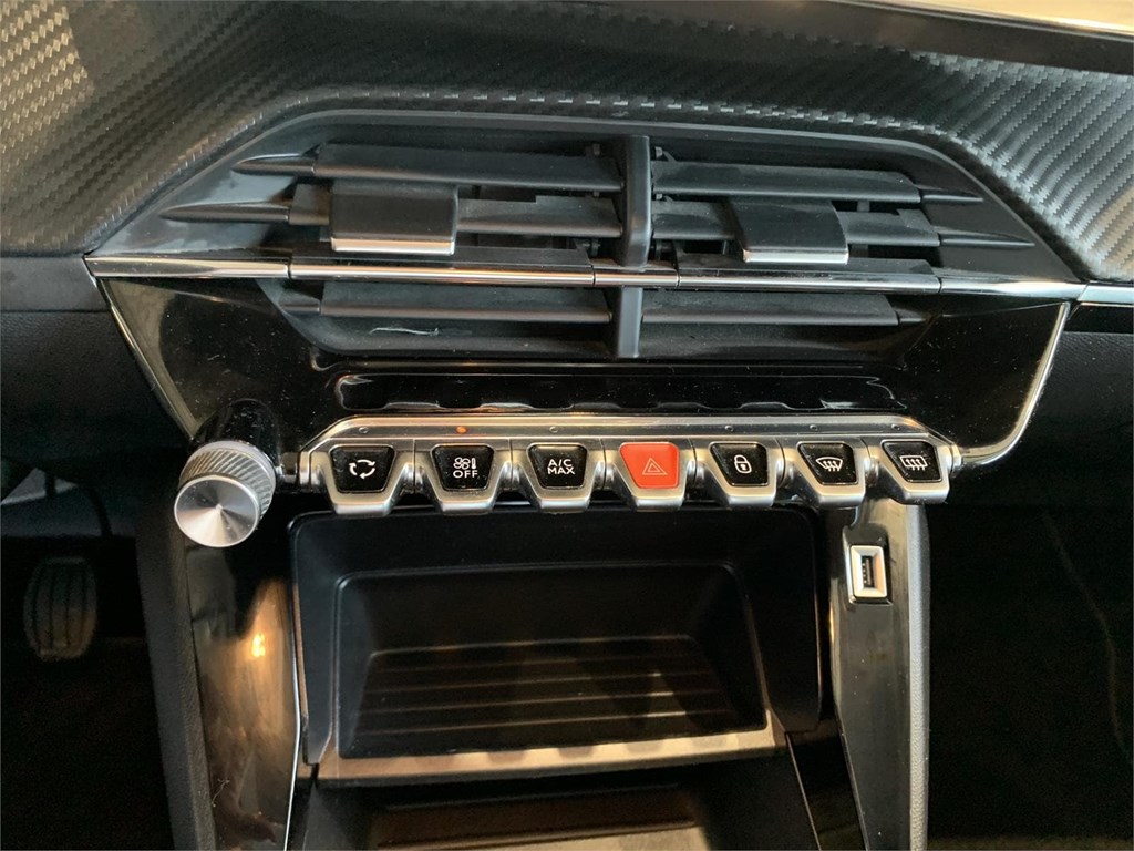 Foto 15 PEUGEOT 208 PureTech 55kW 75CV Active Pack