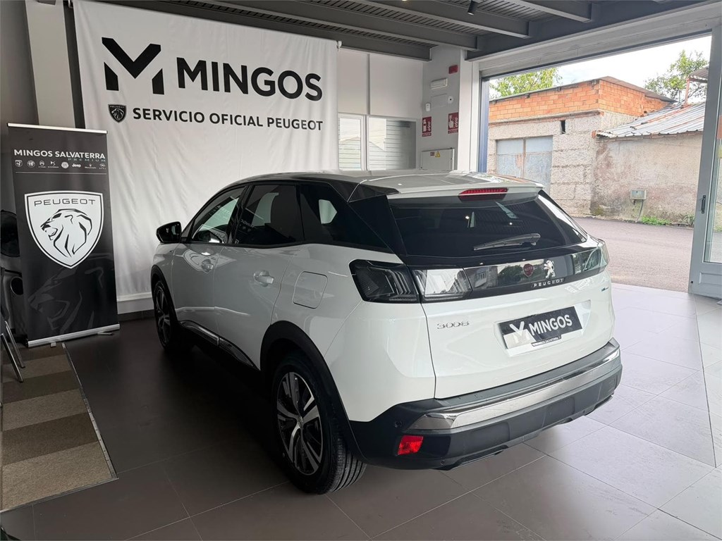 Foto 5 PEUGEOT 3008 Hybrid 2 225 e-EAT8 / ALLURE PACK