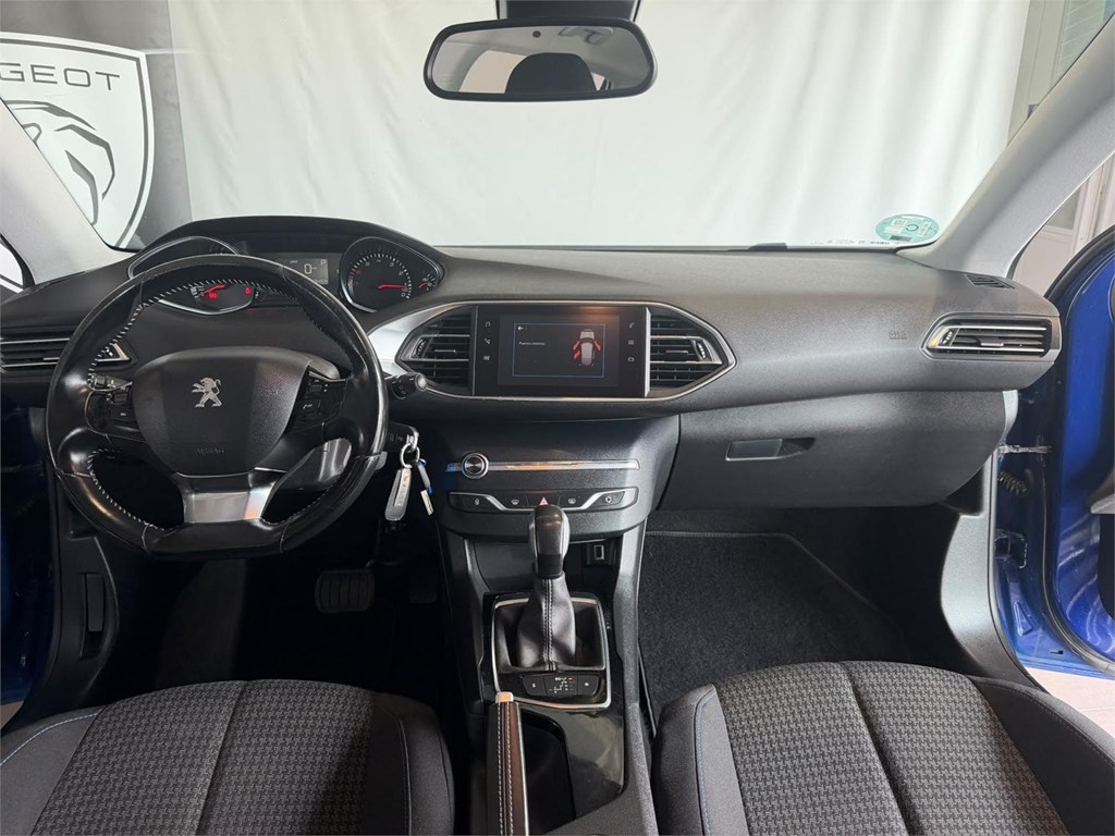 Foto 10 PEUGEOT 308 PURE TECH 130 EAT6 STYLE