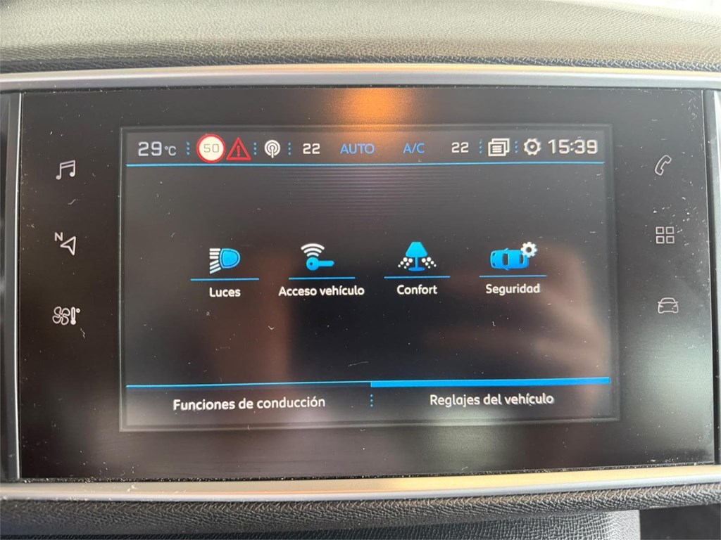 Foto 18 PEUGEOT 308 PURE TECH 130 EAT6 STYLE
