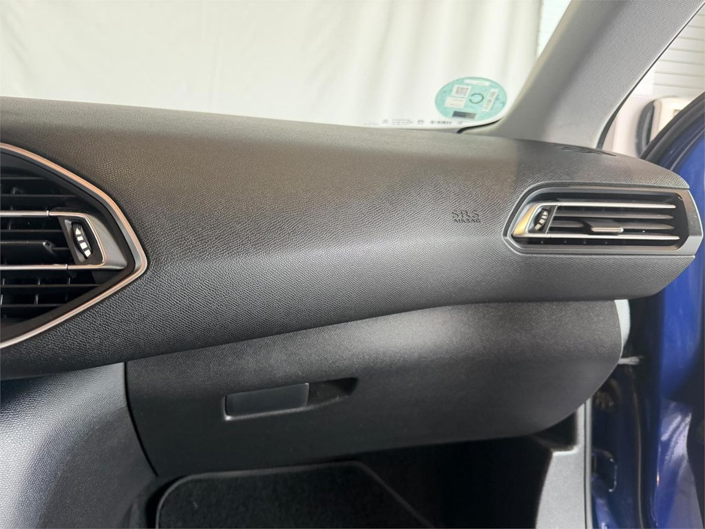 Foto 23 PEUGEOT 308 PURE TECH 130 EAT6 STYLE