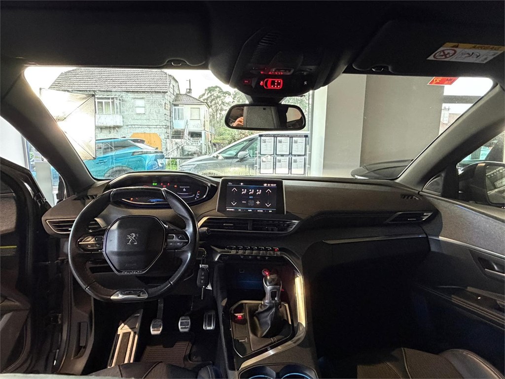 Foto 10 PEUGEOT 5008 GT LINE 1.2 PURETECH 130CV