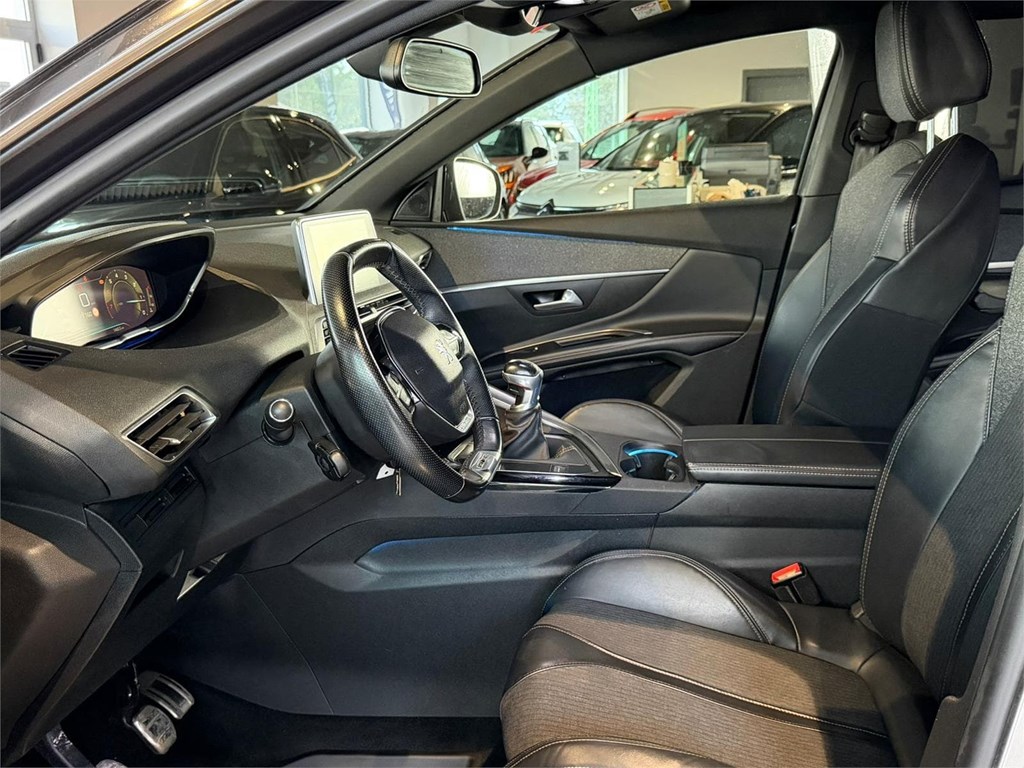 Foto 12 PEUGEOT 5008 GT LINE 1.2 PURETECH 130CV