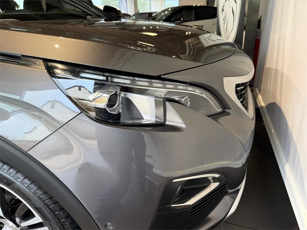 Foto 25 PEUGEOT 5008 GT LINE 1.2 PURETECH 130CV