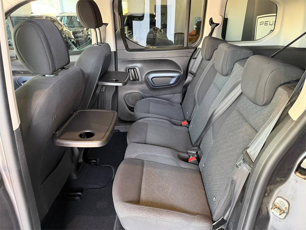 Foto 14 PEUGEOT RIFTER BlueHDI 130 STANDART ALLURE