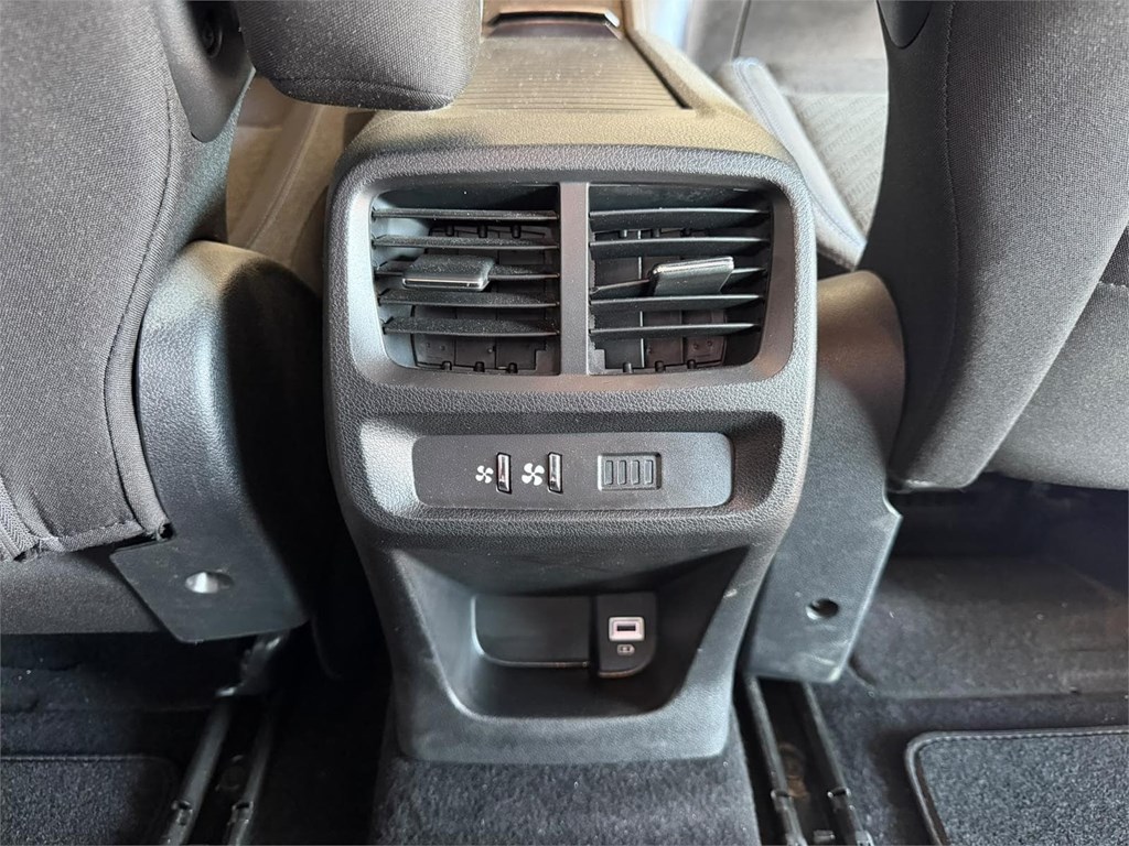 Foto 25 PEUGEOT RIFTER BlueHDI 130 STANDART ALLURE
